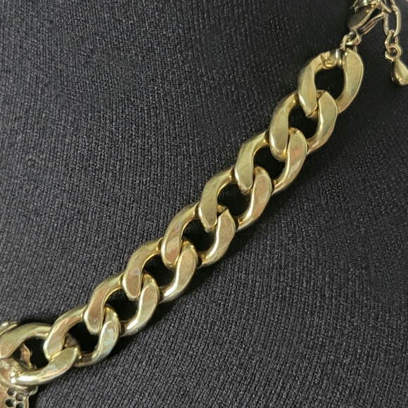 Fashion Jewelry Bufferfly Necklace & Earrings Set - Picture 10 of 11